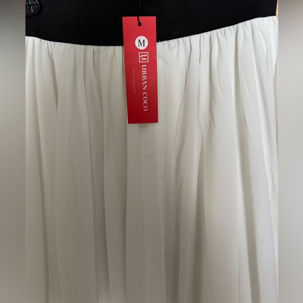 Elegant White Maxi Skirt - Picture 6 of 8